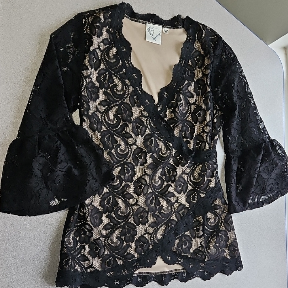 Chic Black Lace Women's Blouse